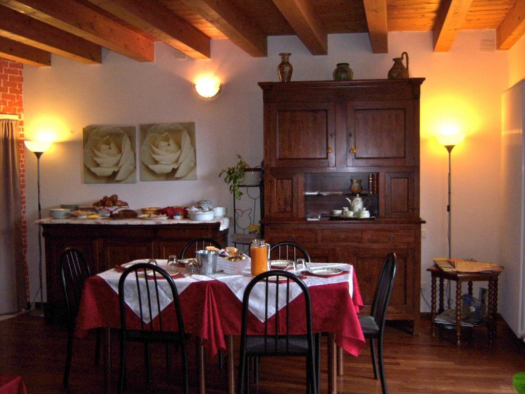 B&B Corte Barbieri Dolce Exterior photo