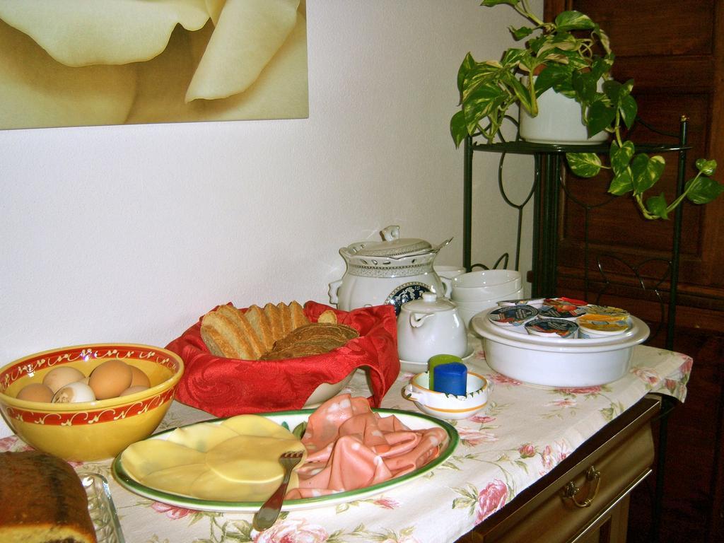 B&B Corte Barbieri Dolce Exterior photo